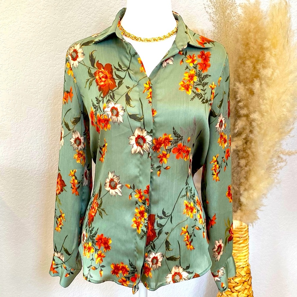 ZARA Basic Collection floral blouse. Green/Teal color with multicolor flowers.
